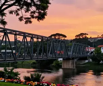 A Fascinante História da Ponte de Ferro de Blumenau A Fascinante História da Ponte de Ferro de Blumenau