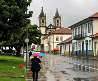Preparação para Chuva e Cheias: Cuidados Essenciais em Blumenau